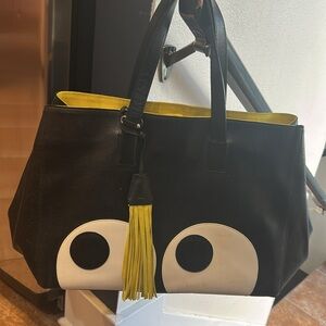 Alessandro Mari made an elite genuine leather tote